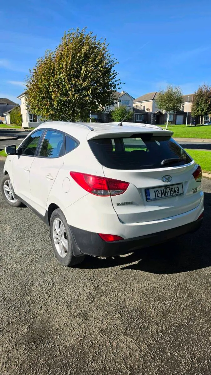 Hyundai ix35 1.7 CRDi - Reliable Family SUV - Image 4