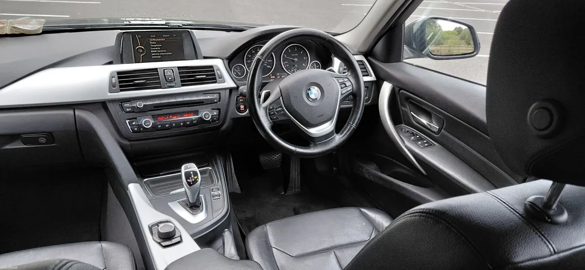 BMW 3-Series 2013 320d Automatic - Image 2