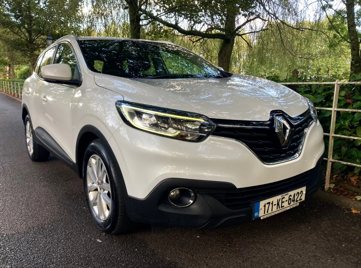 Renault Kadjar Automatic SUV 1.5dci Deluxe Edition - Image 1