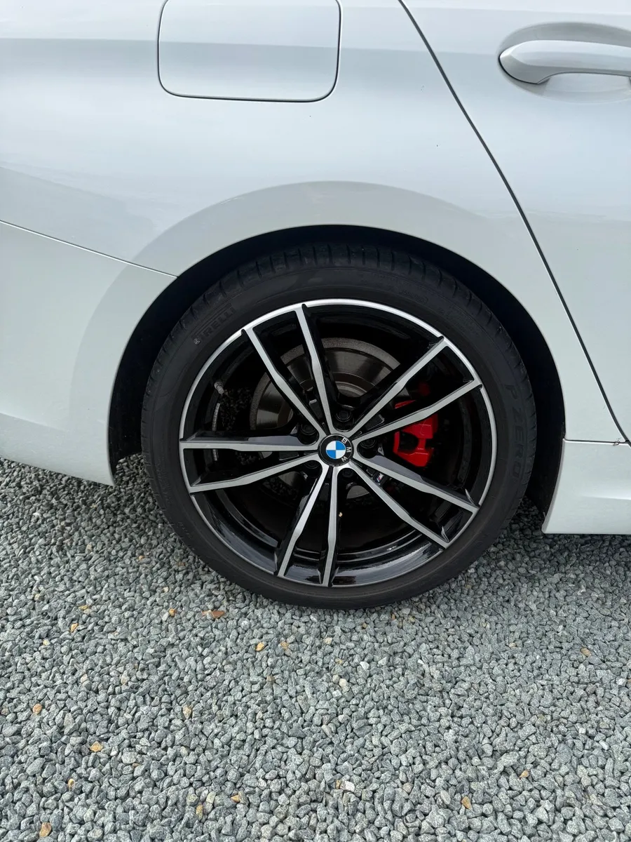 2022 BMW 3-Series 320d M Sport X Drive - Image 6