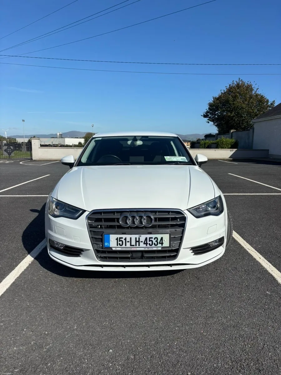 Audi A3 2015 - Image 2