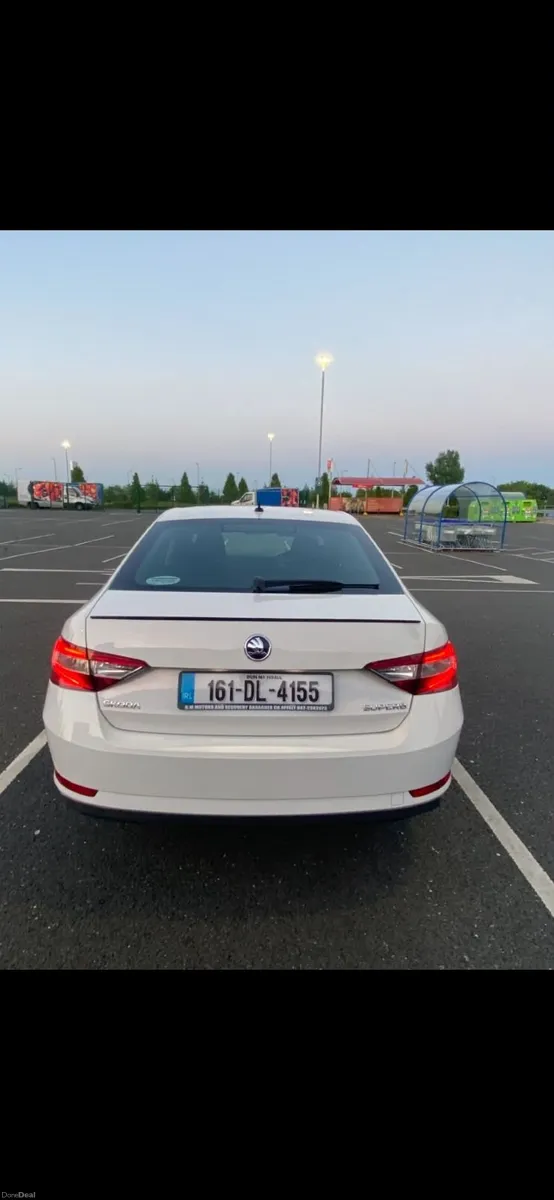 Skoda Superb 2016 - Image 3