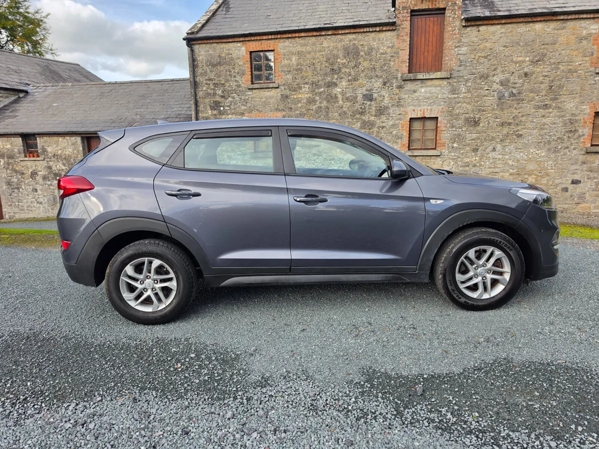 Hyundai Tucson 2017 ( NCT and TAX ) !!!!! - Image 4