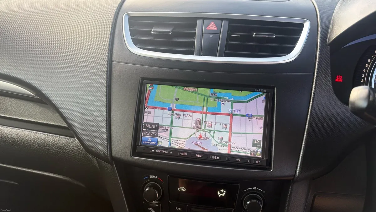 Suzuki swift rs hybrid 2015 automatic - Image 6