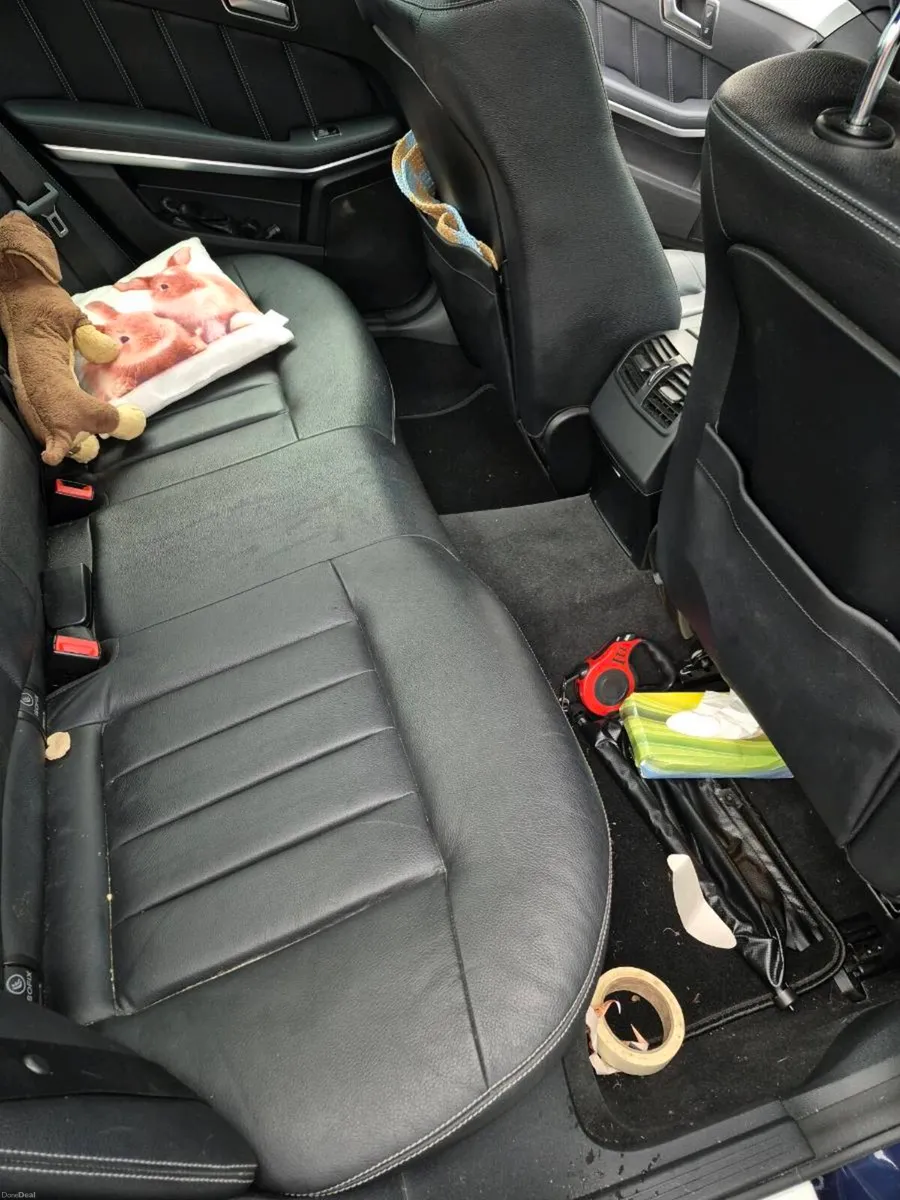 Mercedes E220 D - Image 6