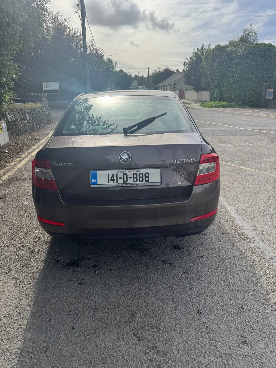 Skoda Octavia 1.6 diesel Nct & Tax - Image 4