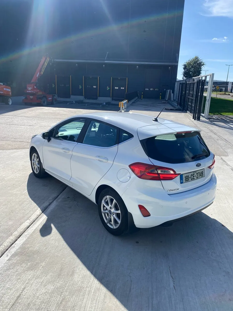 Ford fiesta - Image 3