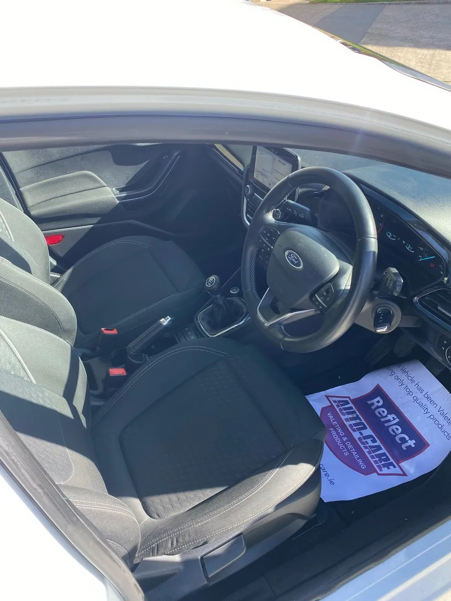 Ford fiesta - Image 6