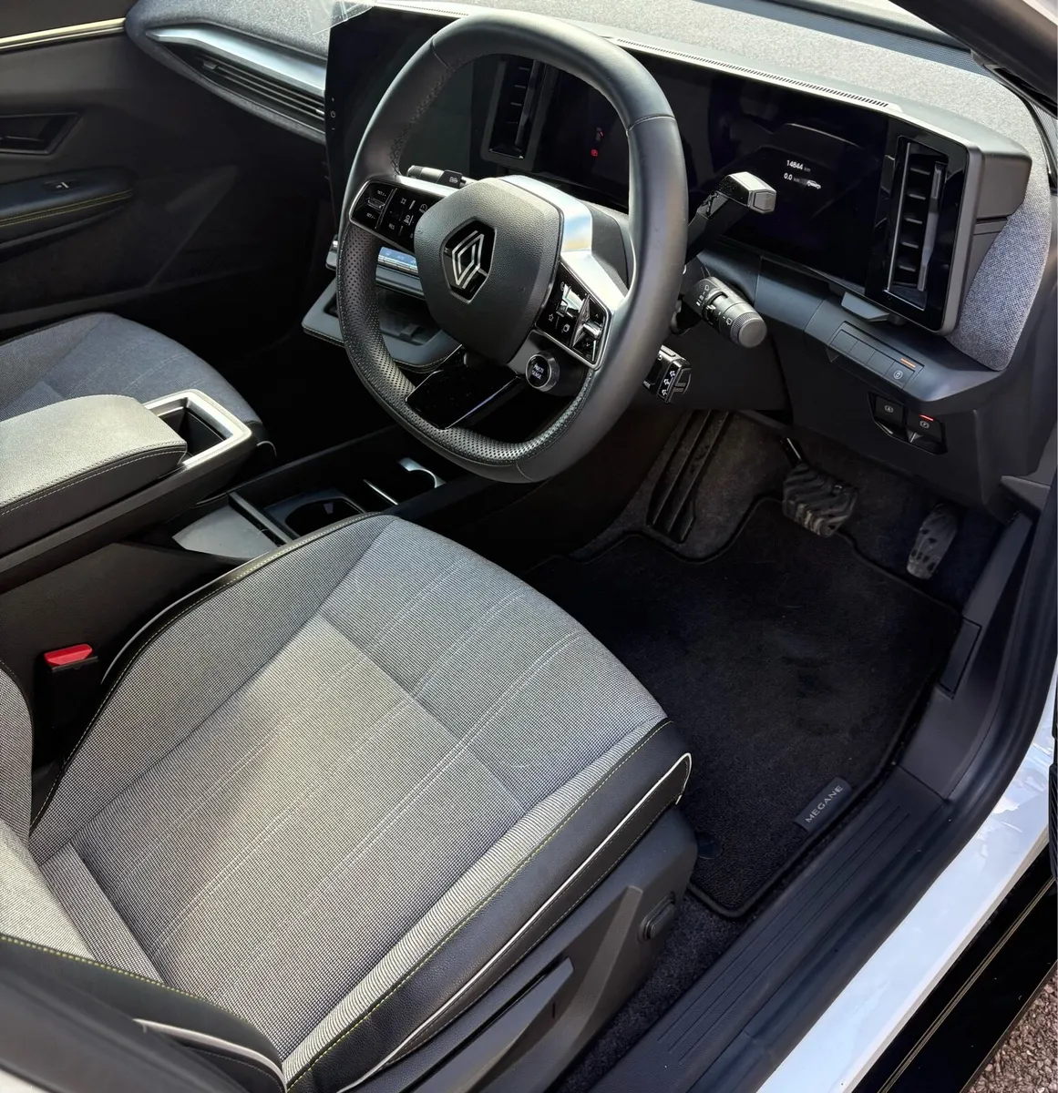 RENAULT MEGANE 60KW TECHNO - Image 6