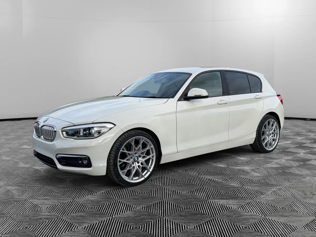 BMW 118D *LOW-KM* - Image 1