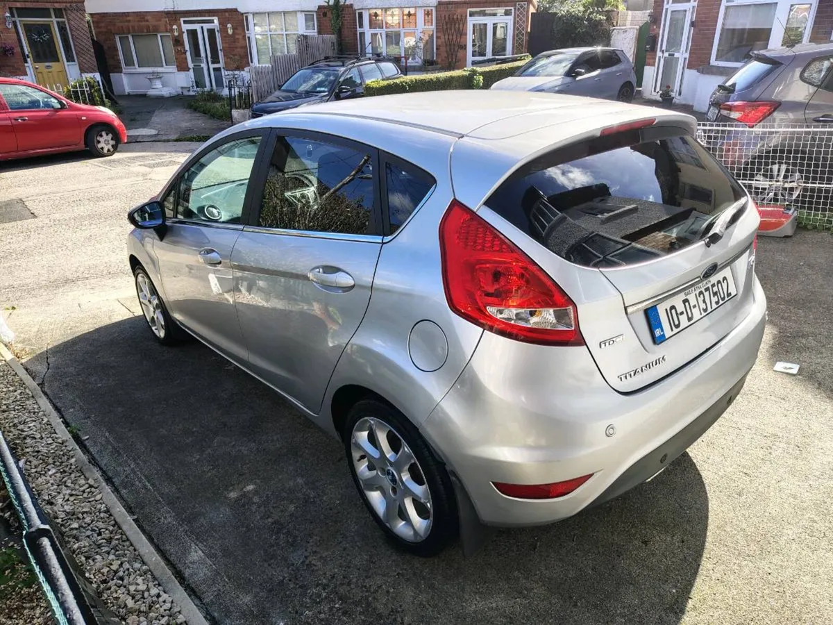 Ford Fiesta Titanium 1.6 tdci - Image 3
