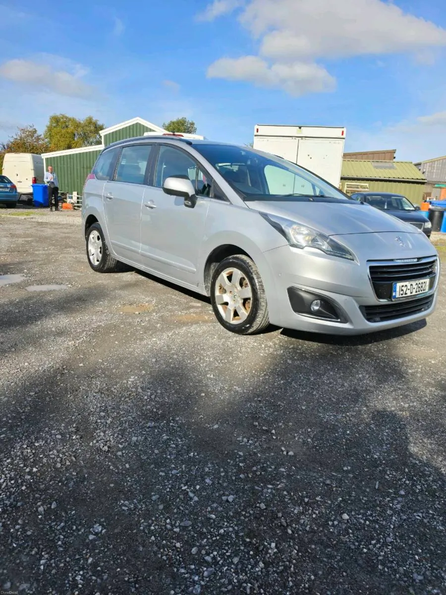 Peugeot 5008 - Image 2