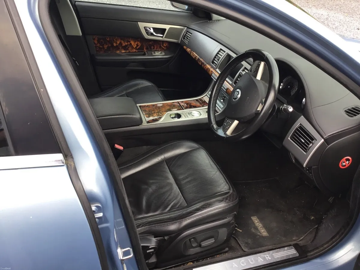 Jaguar fx sport - Image 4