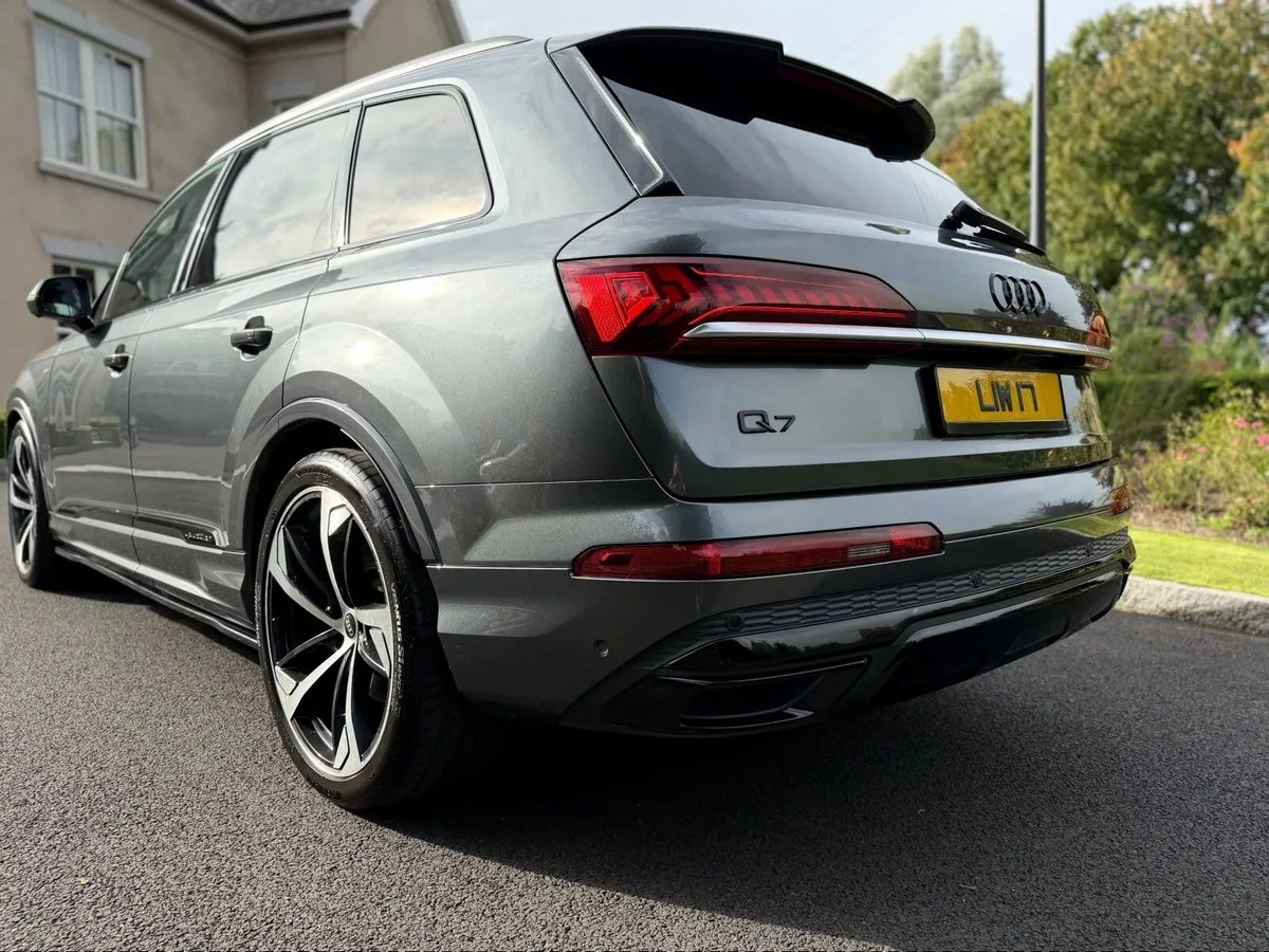 Audi Q7 2021 - Image 6