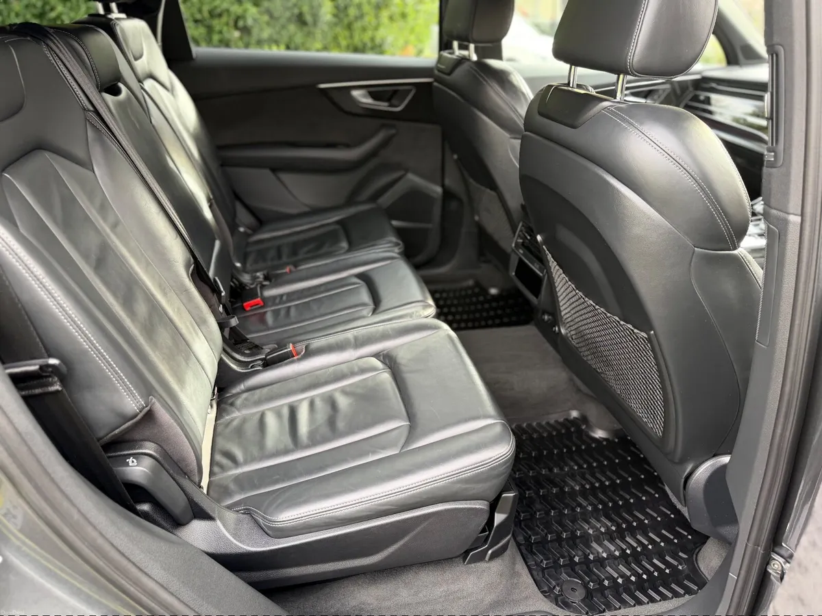 Audi Q7 2021 - Image 2