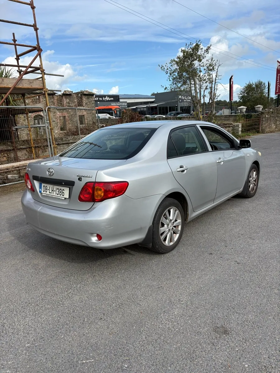 Toyota Corolla TAXED - Image 3