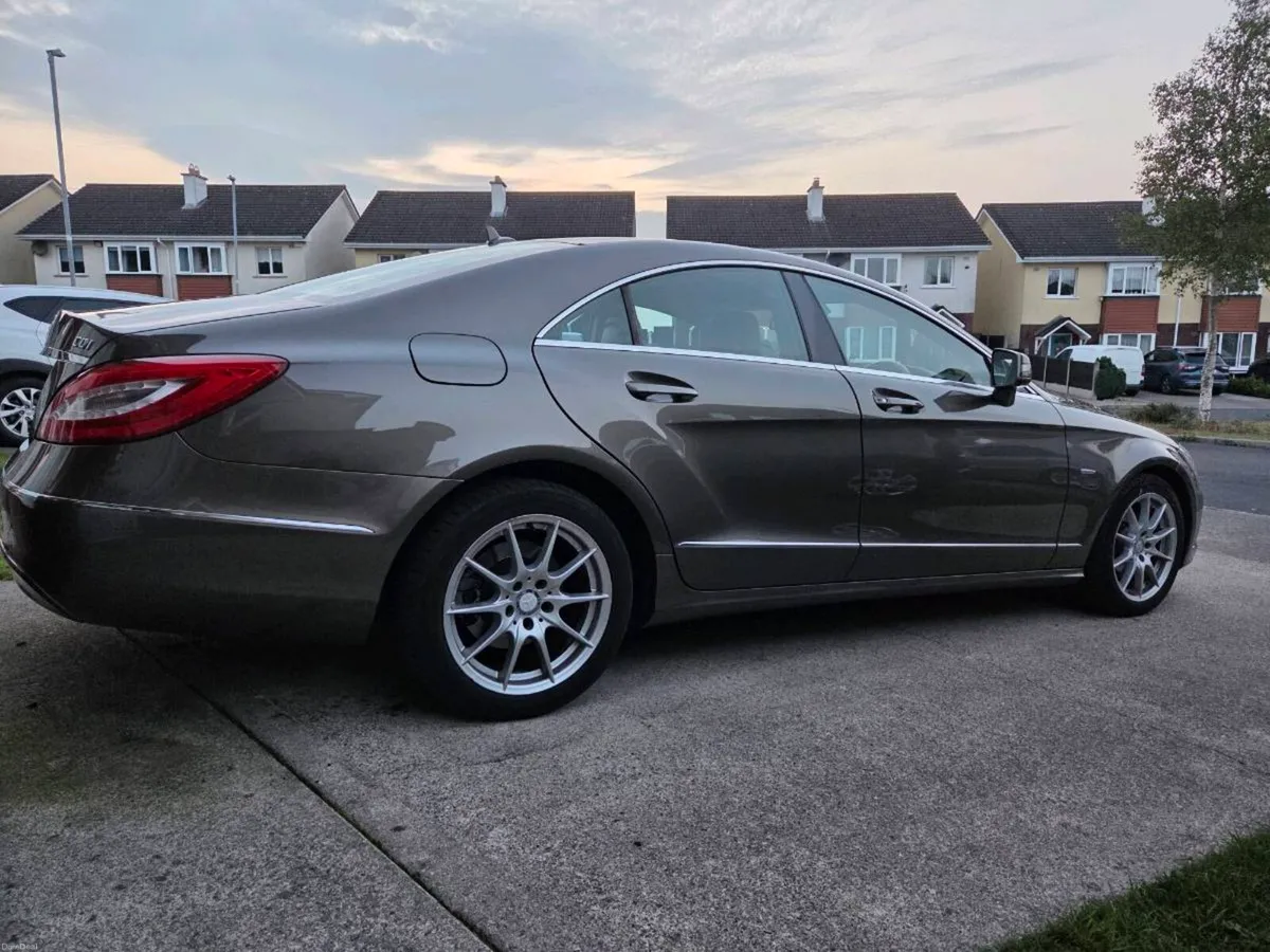 Mercedes CLS 350d - Image 2