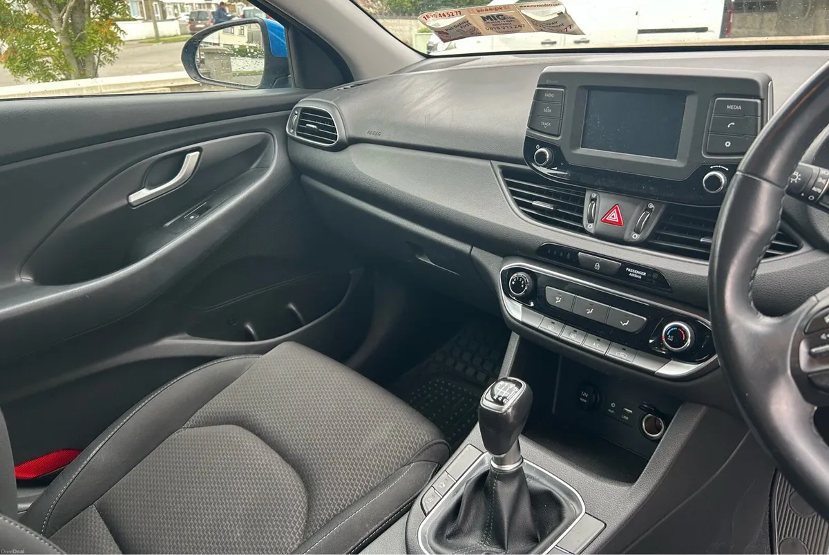 182 Hyundai i30 - Image 6