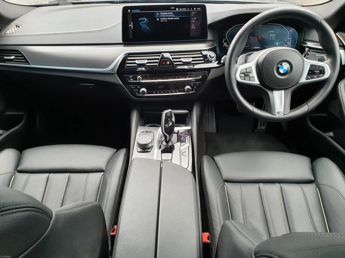 BMW 5-Series 530e M Sport Saloon - Image 4