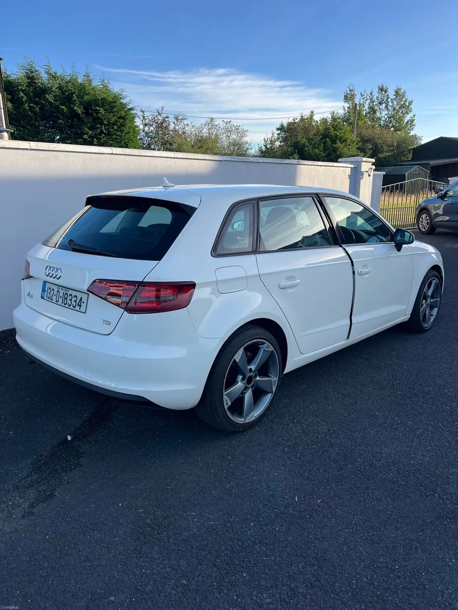 2013 Audi A3 1.6 TDI 105 ps 5 dr - Image 6