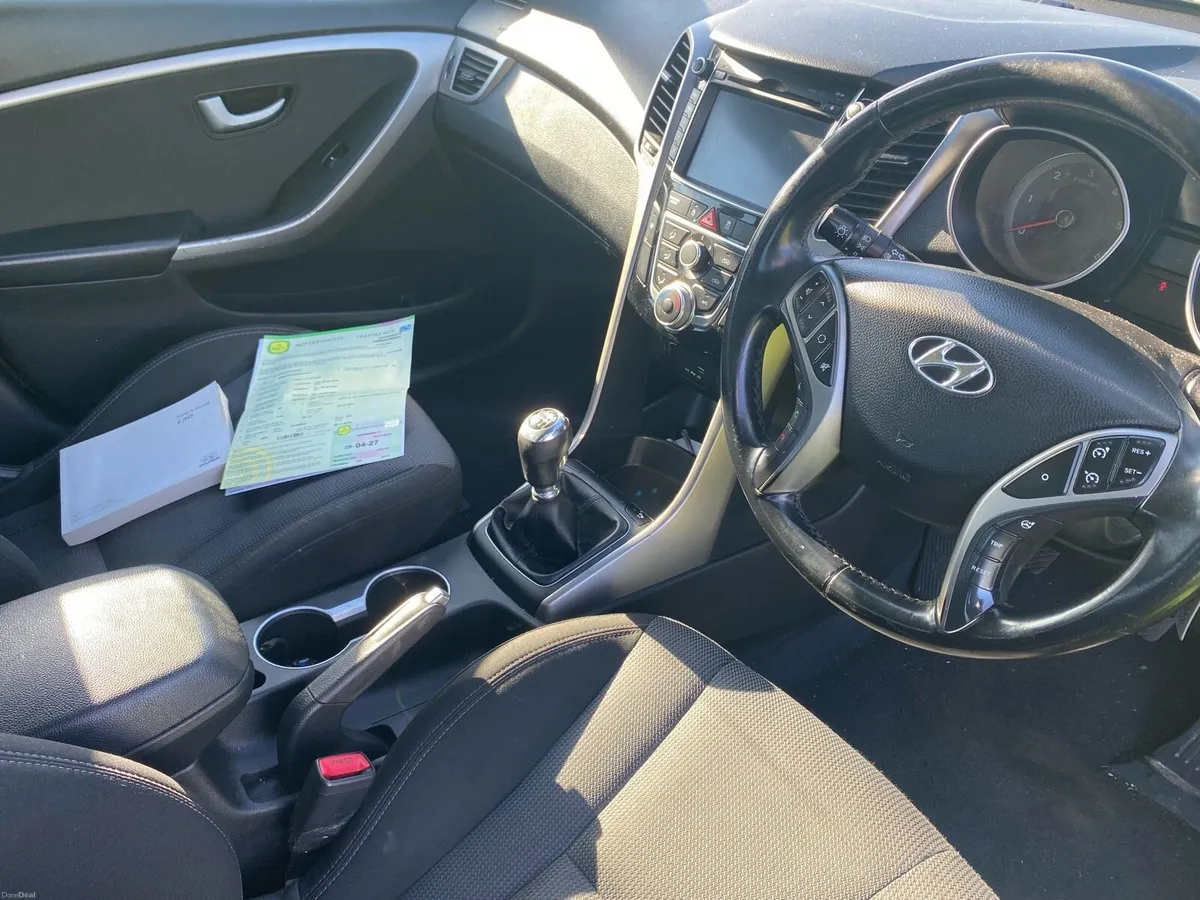 Hyundai i30 2015 1.6 diseal 136,000km - Image 6