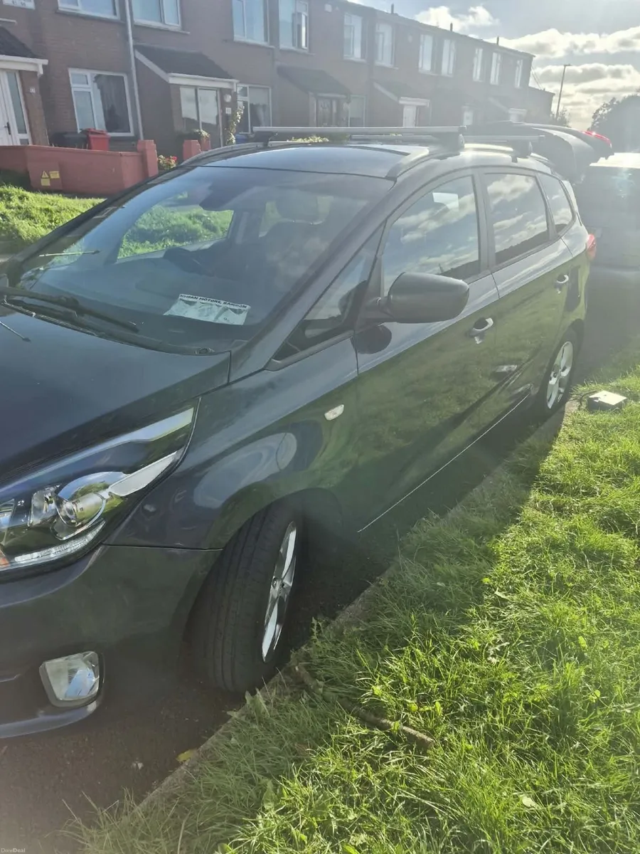 Kia Carens 2016 - Image 4