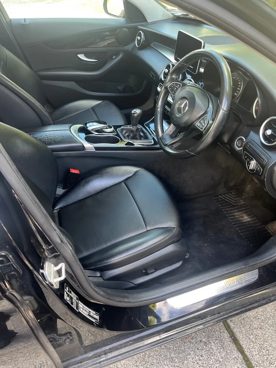 Mercedes-Benz C-Class 2015 - Image 1