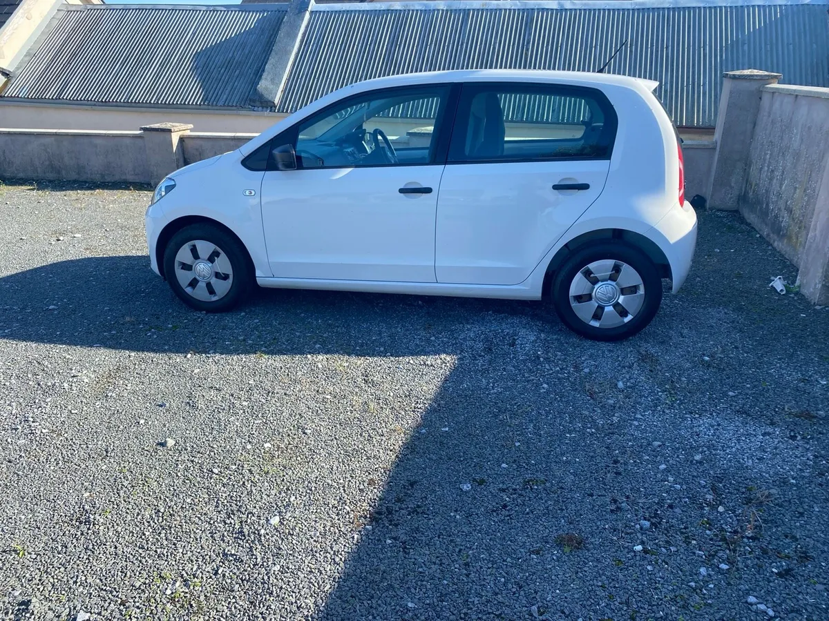 Volkswagen up 2016 116,000km 1.0 litre Petrol - Image 2
