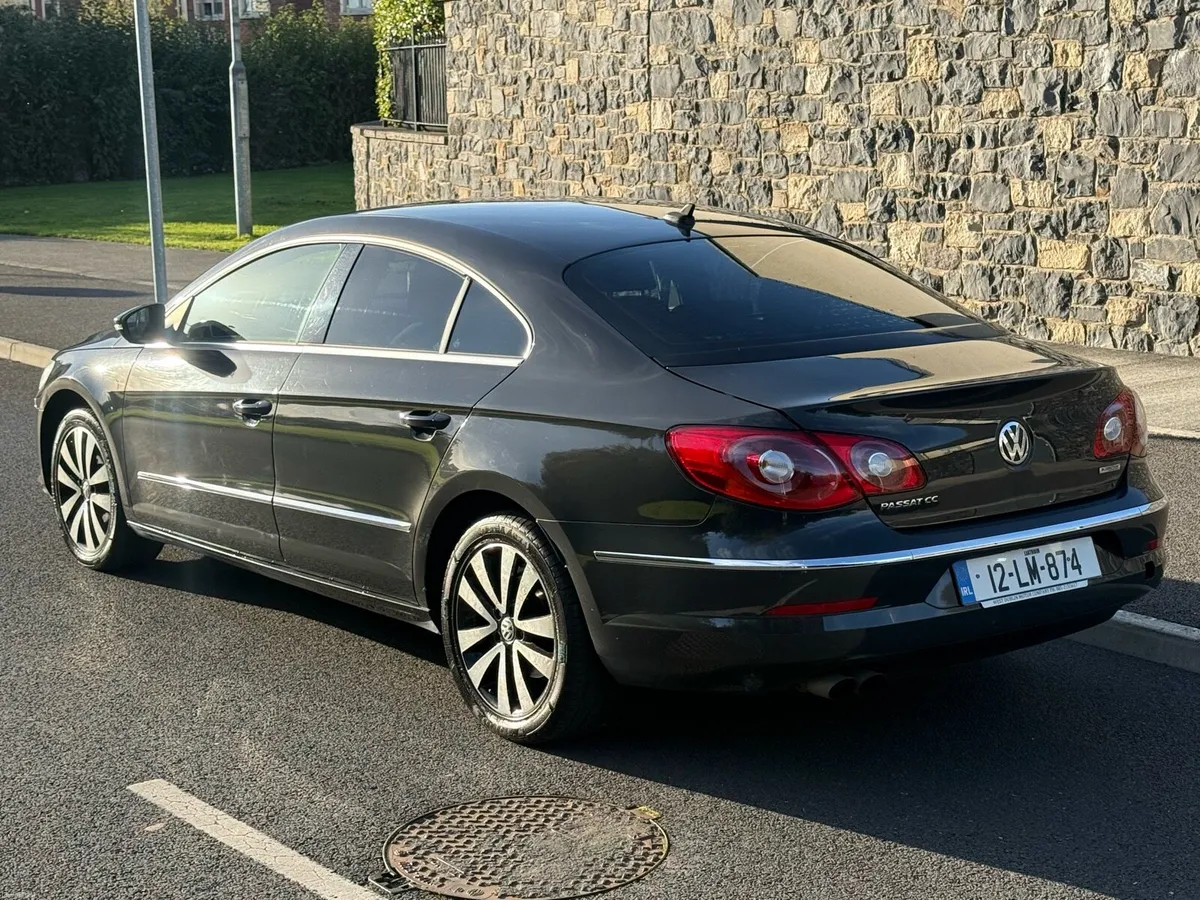 12 Volkswagen Passat CC NCT 04/27 - Image 4