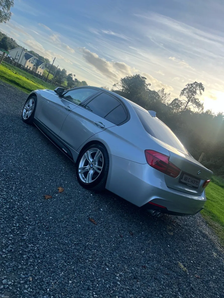 Bmw 320 - Image 3