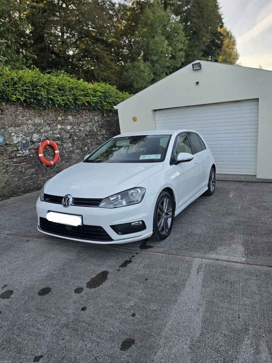2016 Volkswagen Golf 1.6 TDI R-Line - Image 6