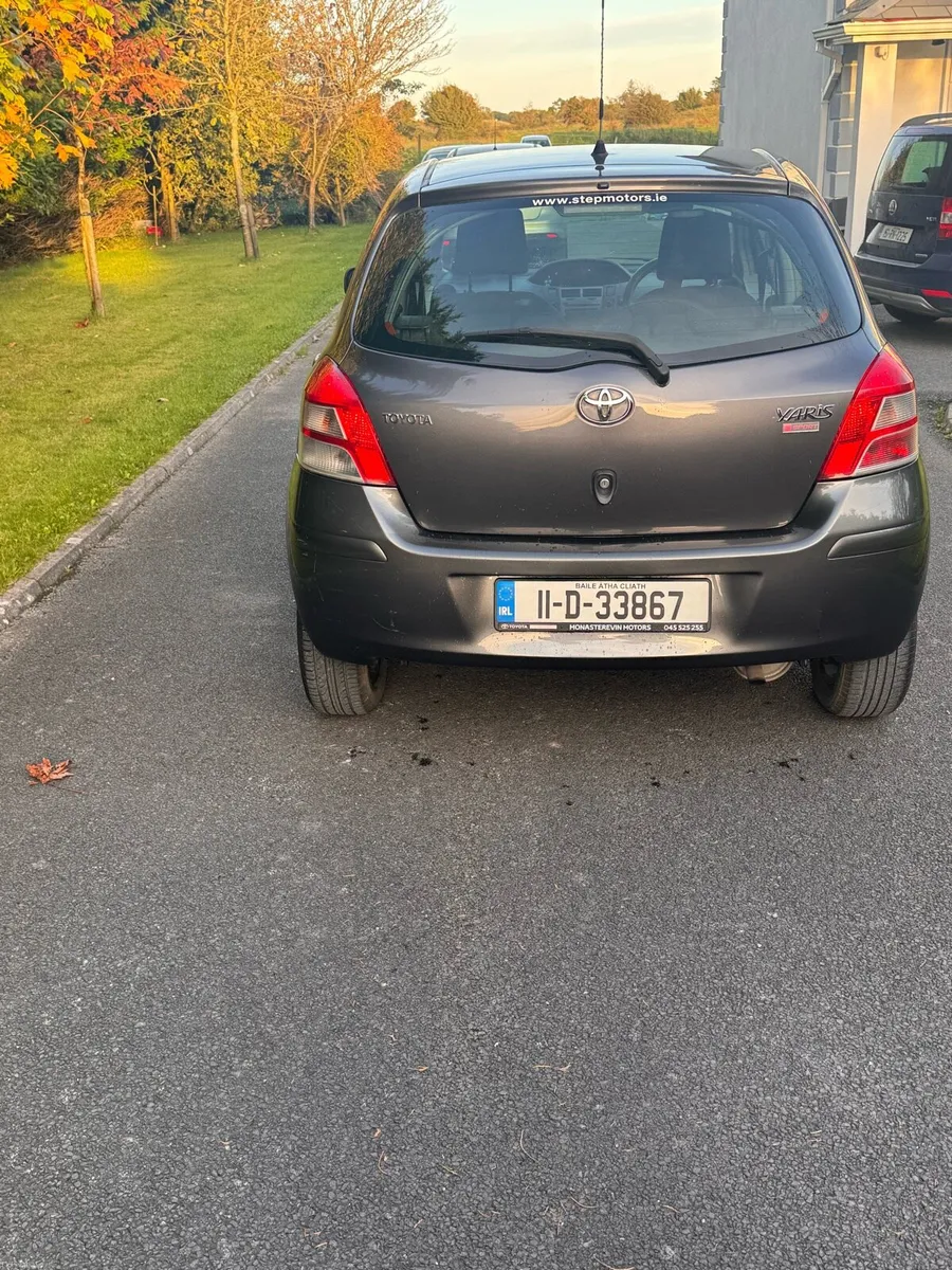Toyota Yaris 2011 1 litre sport - Image 4