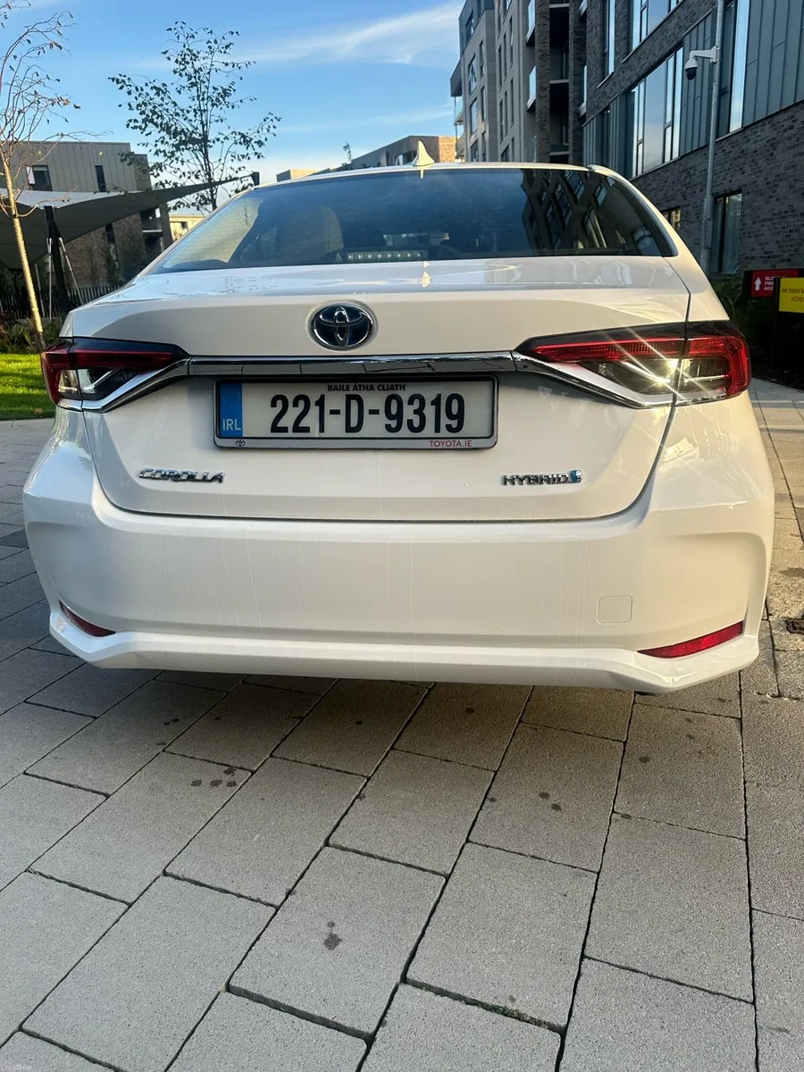 Toyota Corrolla hybrid - Image 5