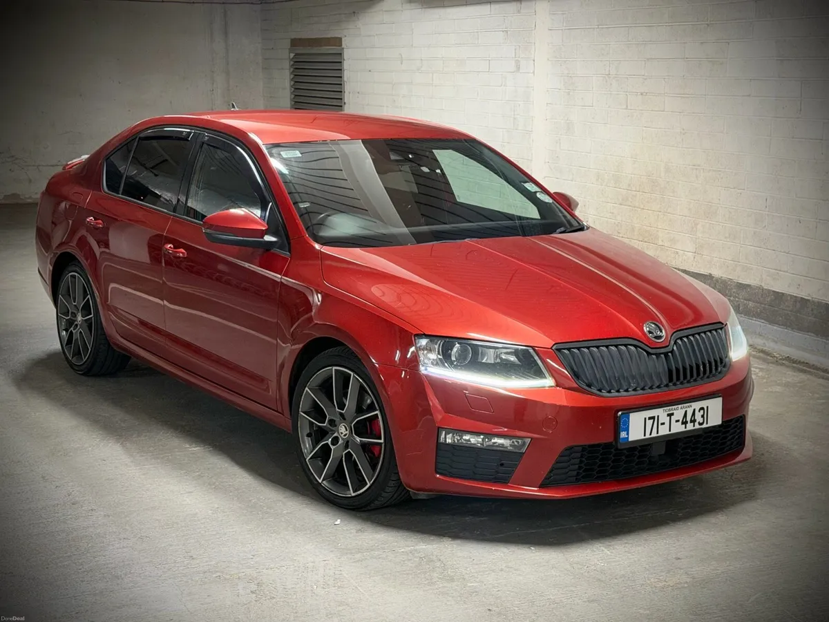 2017 Skoda Octavia vRS 2.0 TDI Manual - Image 2