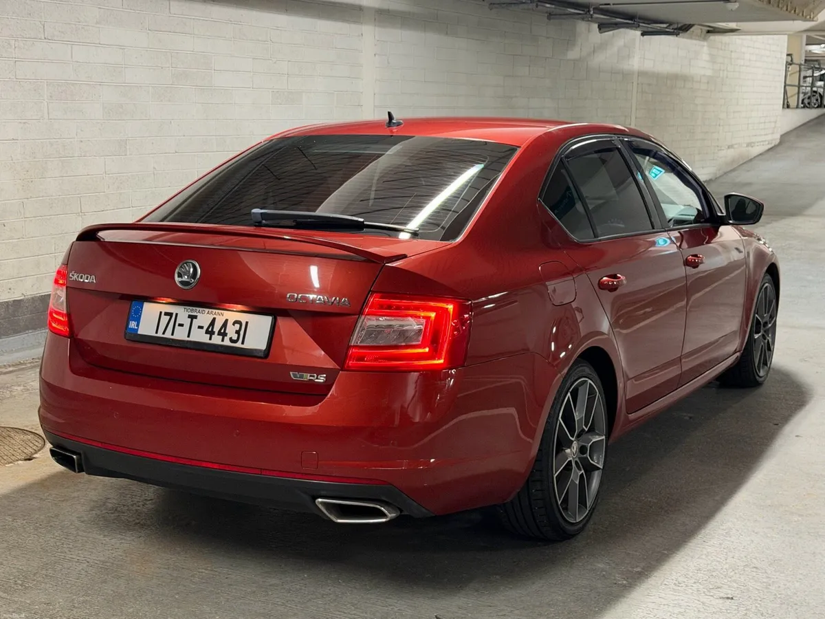 2017 Skoda Octavia vRS 2.0 TDI Manual - Image 4