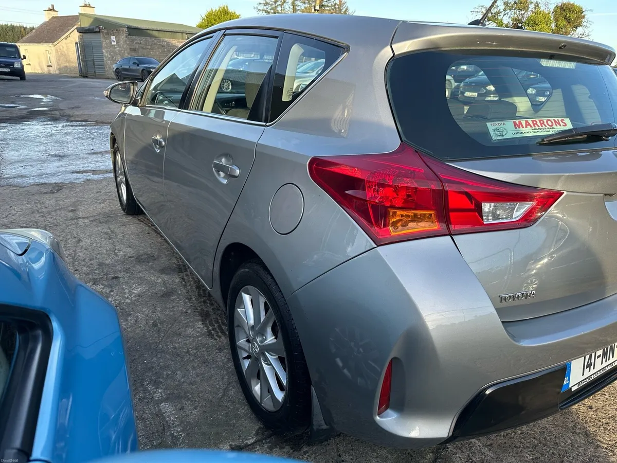 2014 Toyota Auris for sale… - Image 4