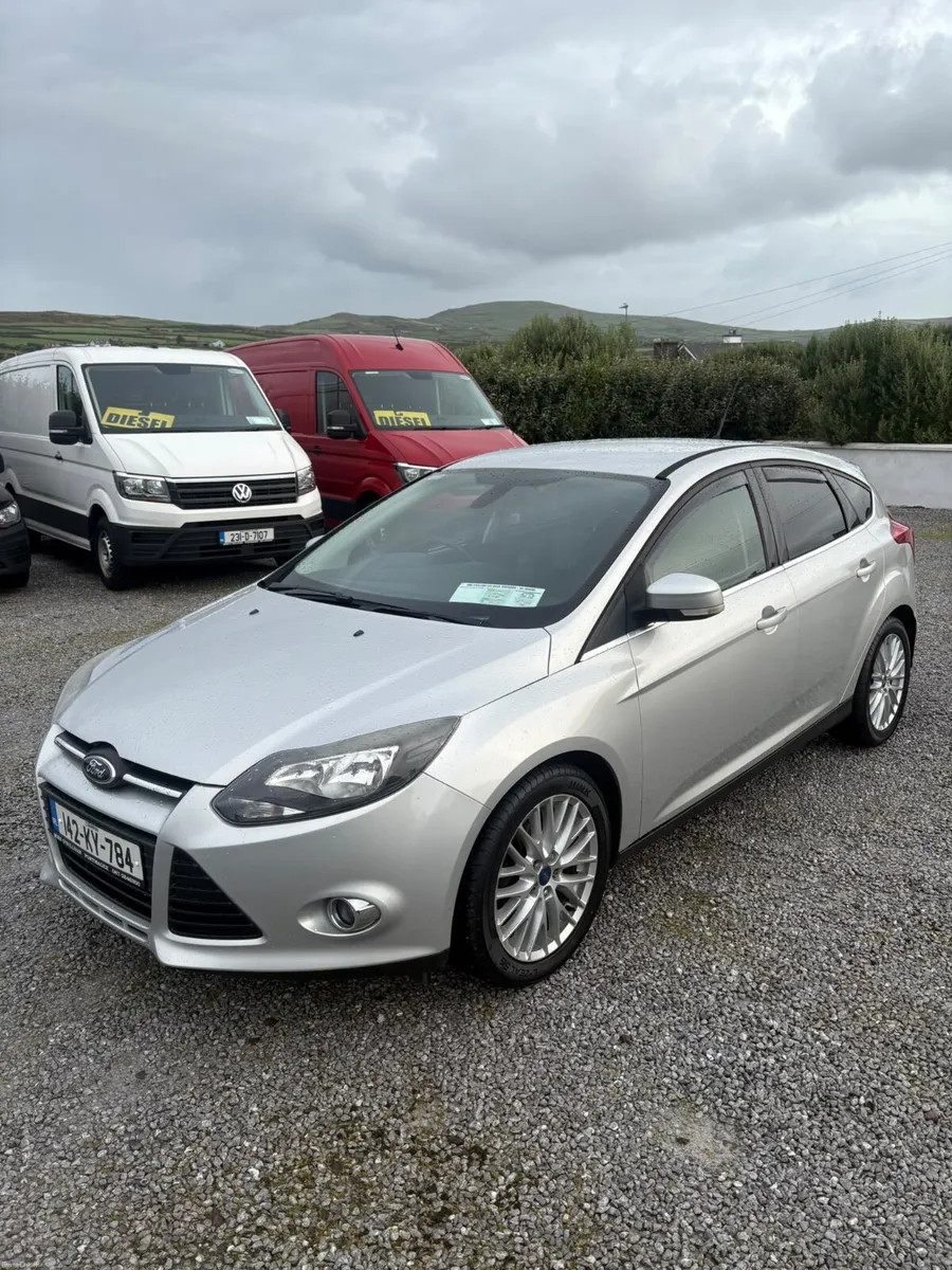 Ford Focus 2014 - Image 2