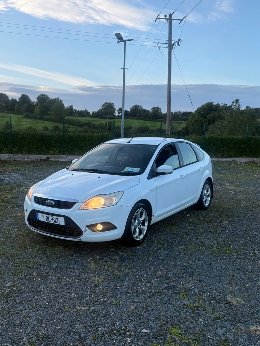 Ford Focus 2011 - Image 1