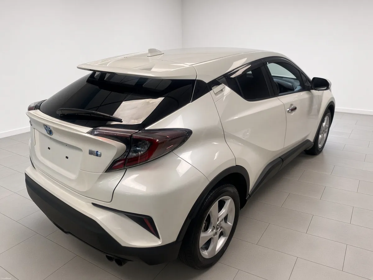 Toyota CHR 1.8 - Image 6