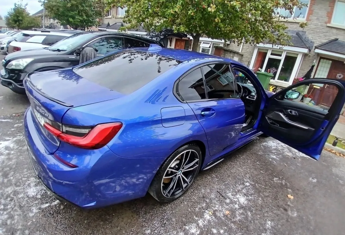 BMW 3-Series 2021 - Image 3