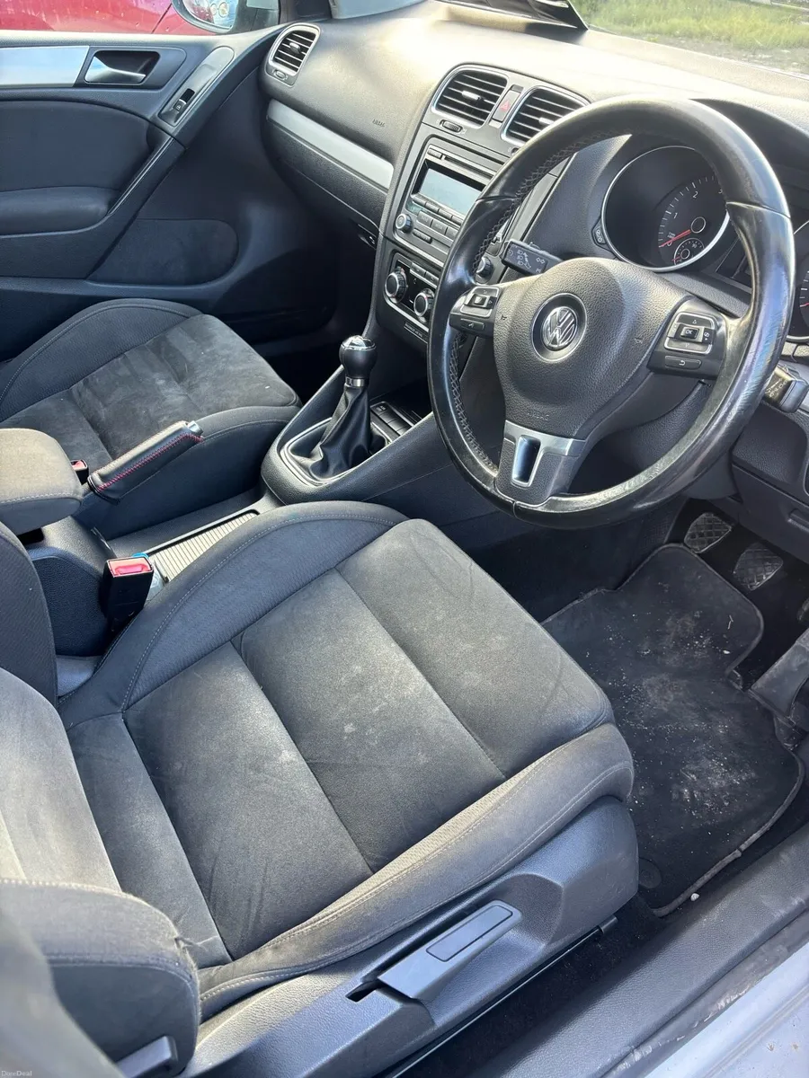 Volkswagen Golf - Image 5
