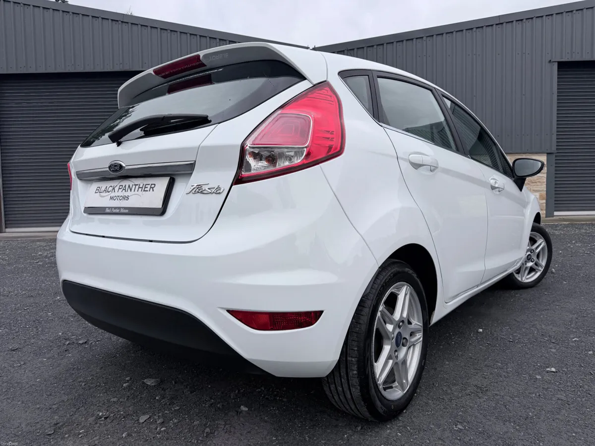 Ford Fiesta 151’ Titanium 1.25 LOW MILEAGE - Image 4