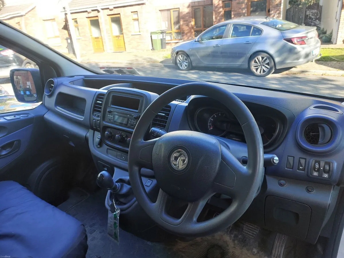 Vauxhall Vivaro 2017 - Image 5