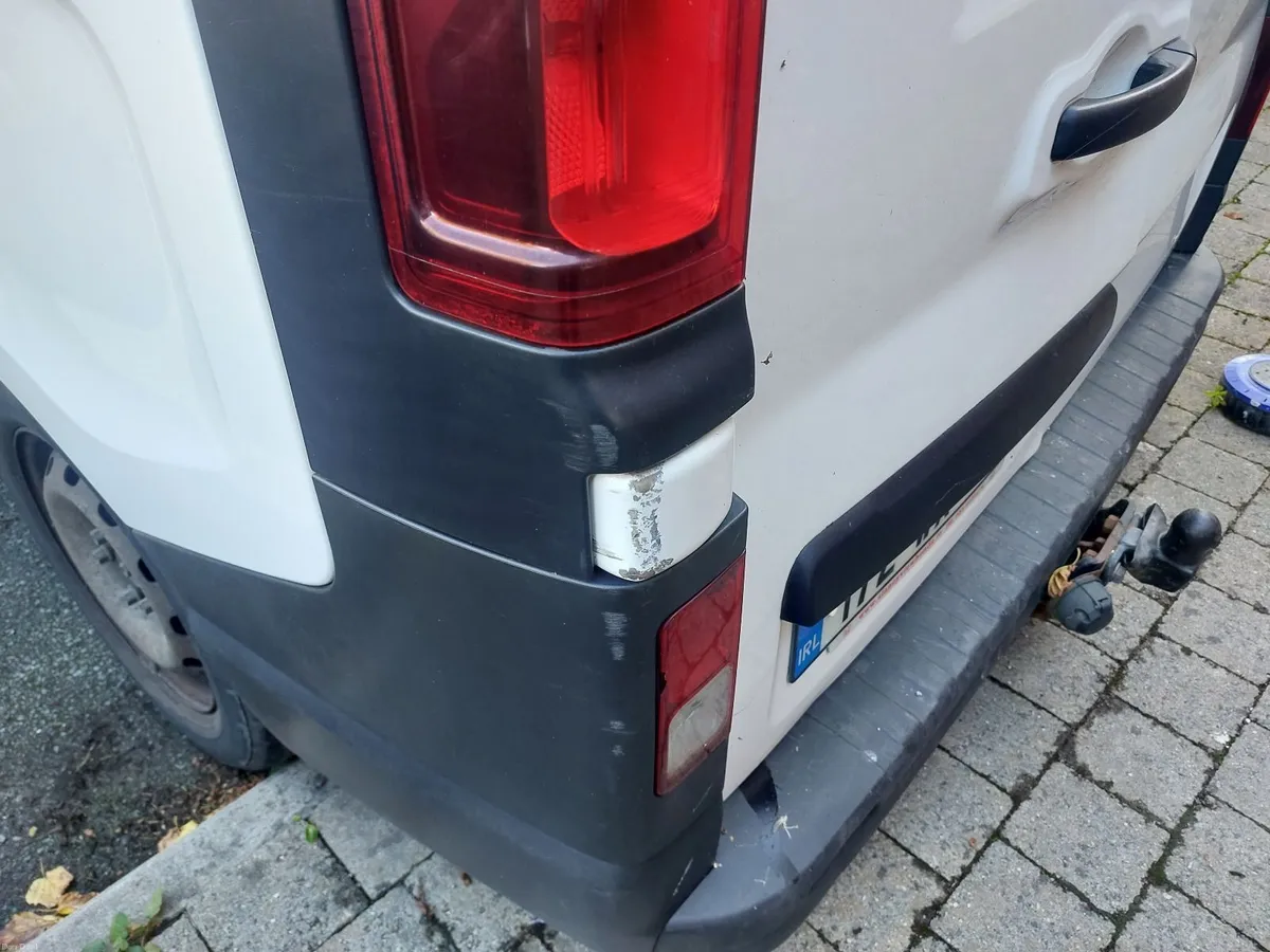 Vauxhall Vivaro 2017 - Image 3