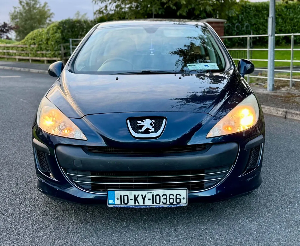 AUTOMATIC 2010 Peugeot 308 1.6 Diesel - Image 3