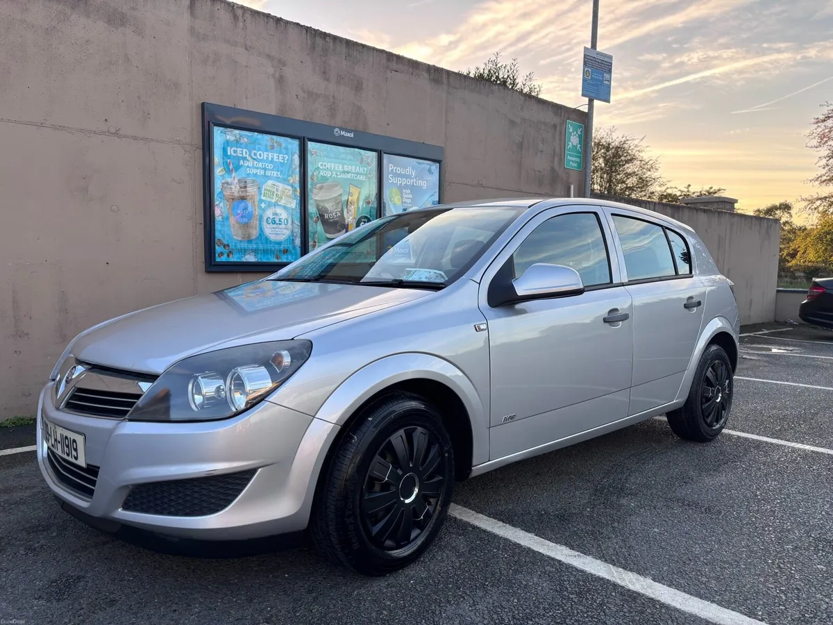 Opel Astra - Image 2
