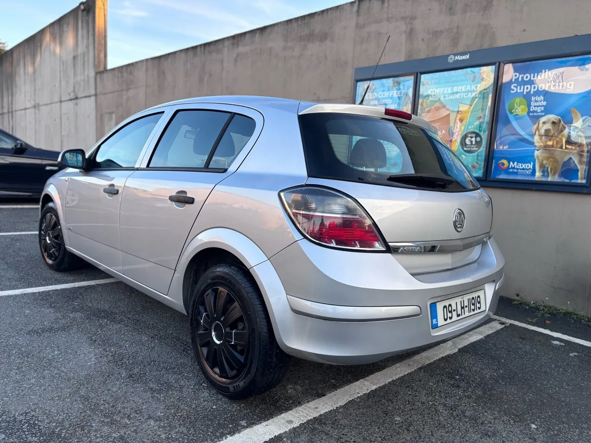 Opel Astra - Image 3