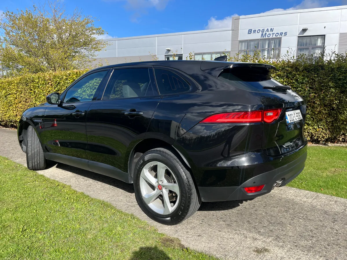 Jaguar F-Pace 20  2.0 D 180PS  FSH/New Nct 08/28 - Image 6
