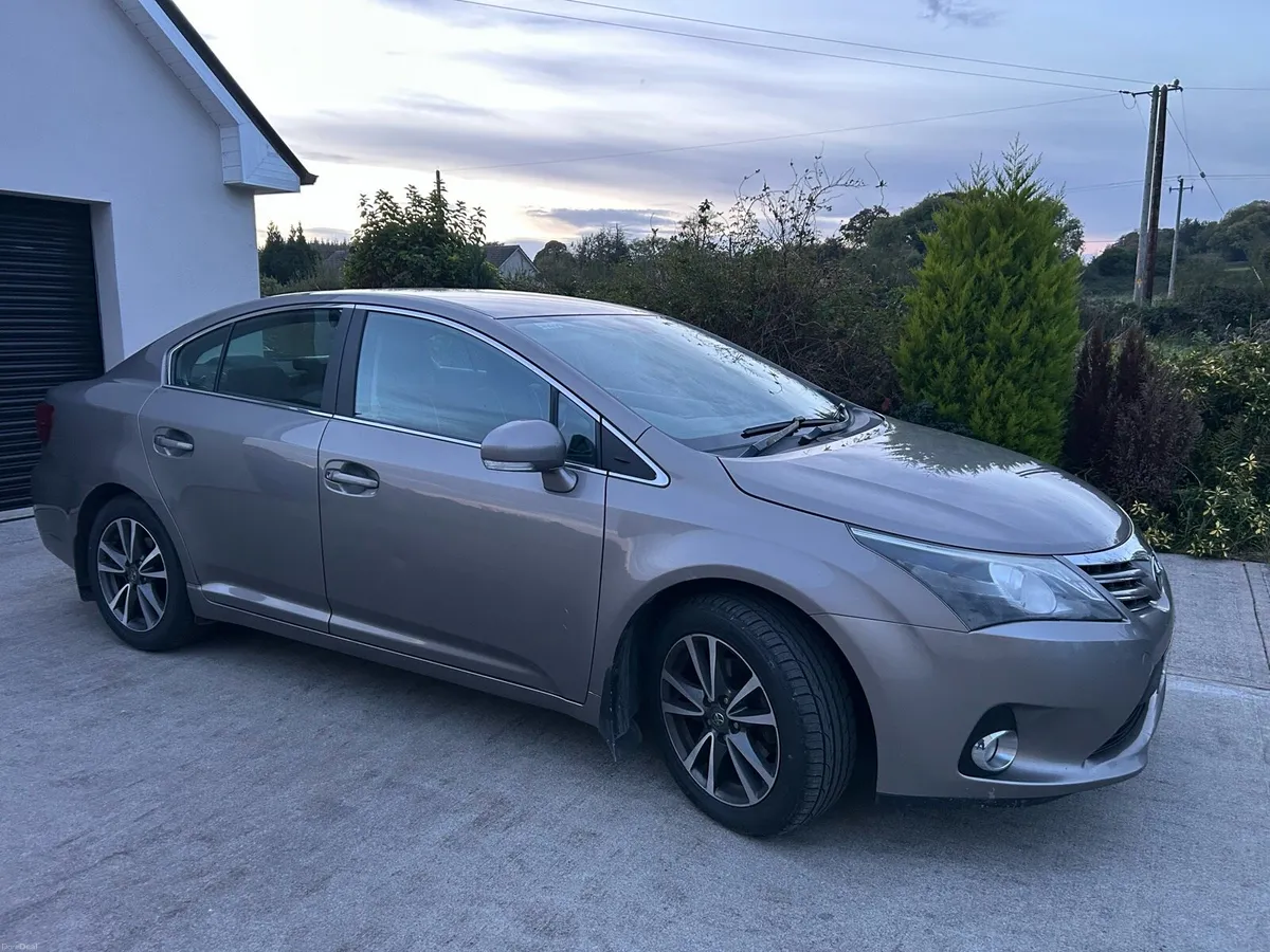 Toyota Avensis - Image 4