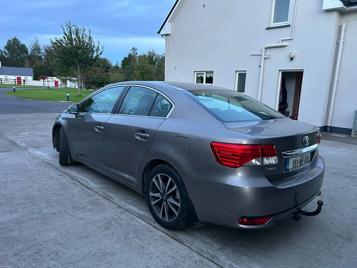 Toyota Avensis - Image 5
